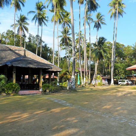 Punta Del Sol Araceli Beach Resort Samal Exterior foto